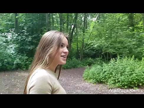❤️ Ech hunn dem Evelina virgeschloen datt mir op enger ëffentlecher Plaz fécken! Si sot jo. Dunn hunn ech hatt an den Arsch gefickt an an hirem Mond kum. Dunn huet si sech selwer gepisst. Sex bei eis ☑