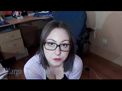 ❤️ Sexy Meedchen mat Brëll suckelt Dildo déif op der Kamera Sex bei eis ☑